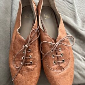 Joann & David Women's Brown Lace-Up Flats